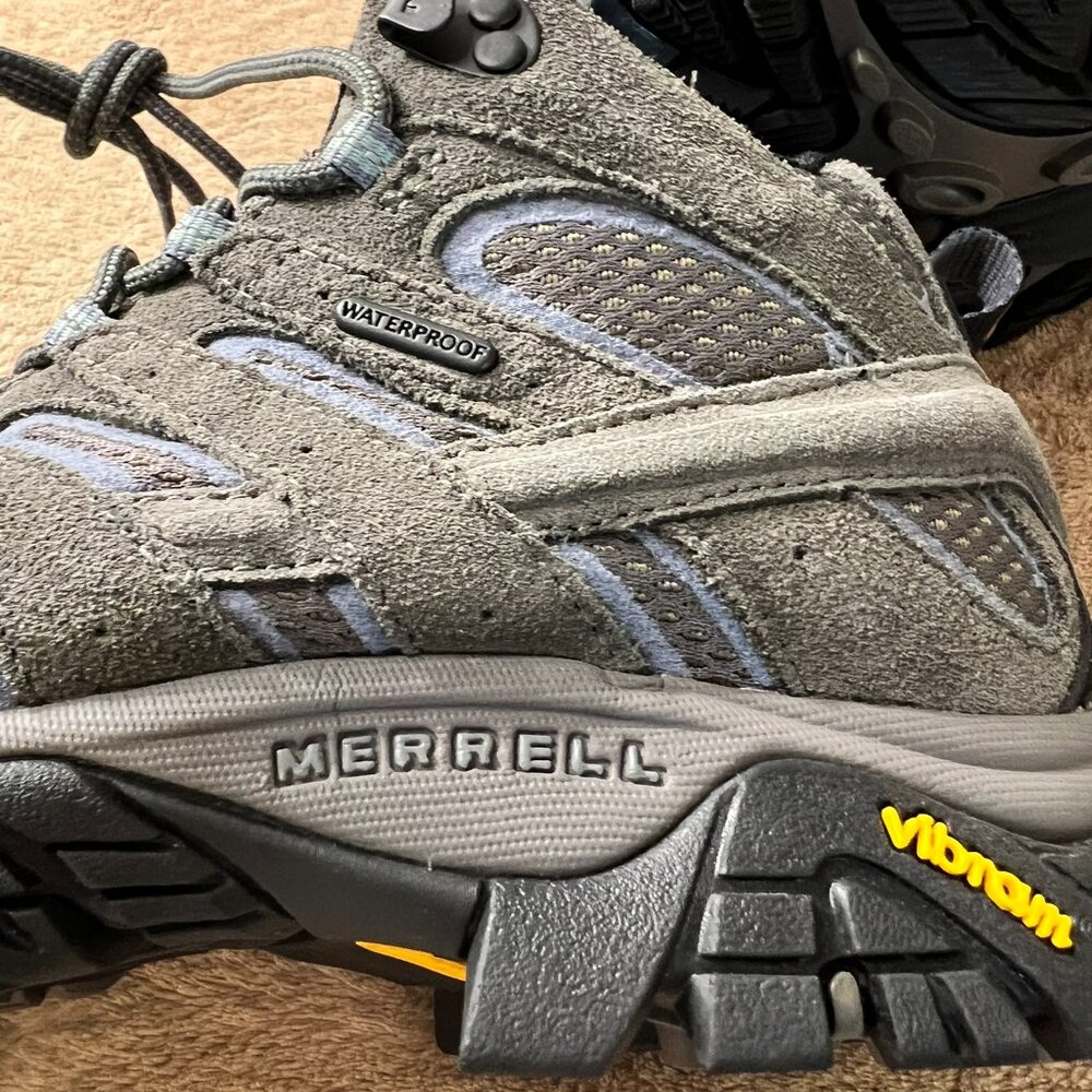 Merrell Women's Gray and Black Hiking Shoes - Picture 5 of 7